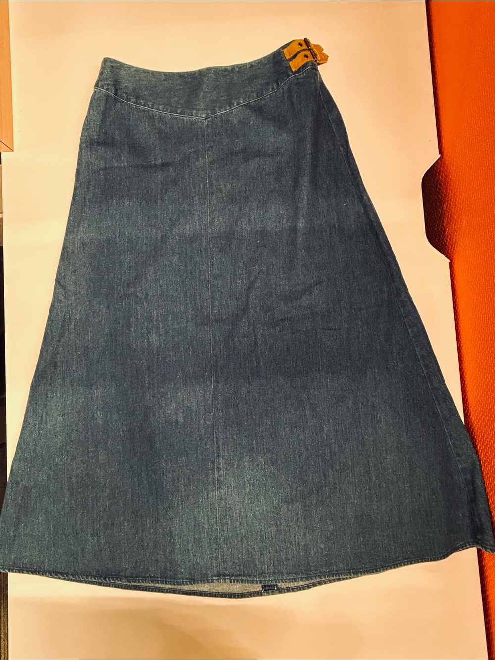 Talbots denim prairie skirt with leather buckles size P8